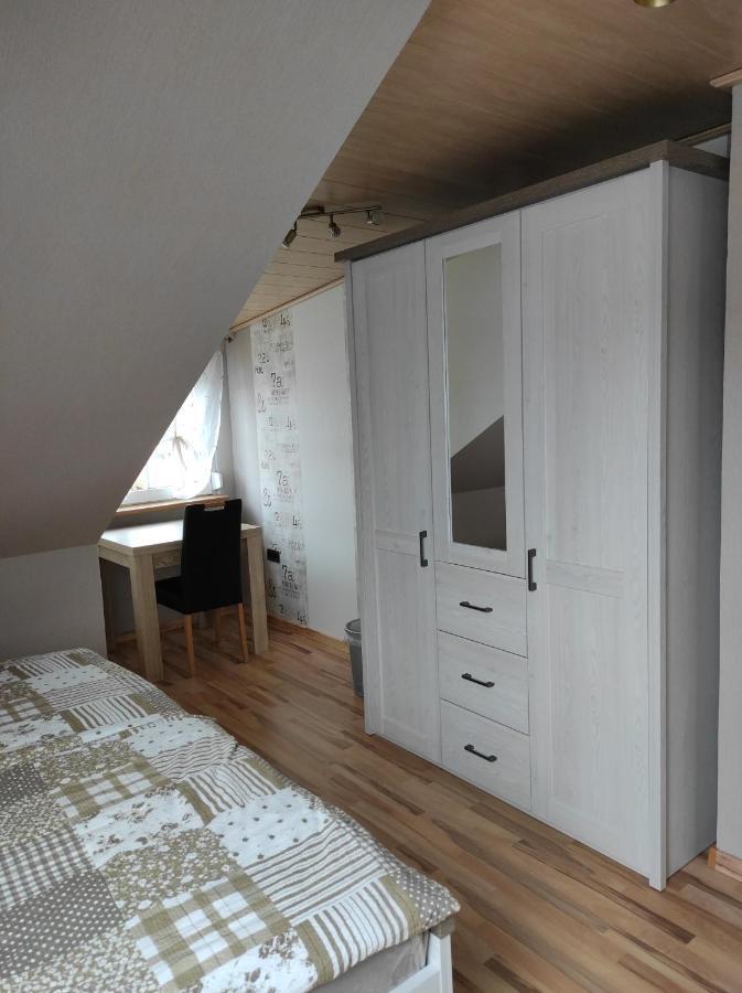 Privatzimmer Guhl Munster im Heidekreis Luaran gambar